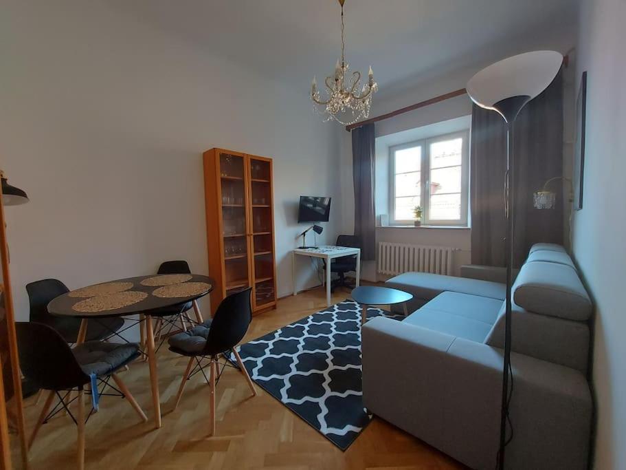 Warsaw Holiday Apartment Bagian luar foto